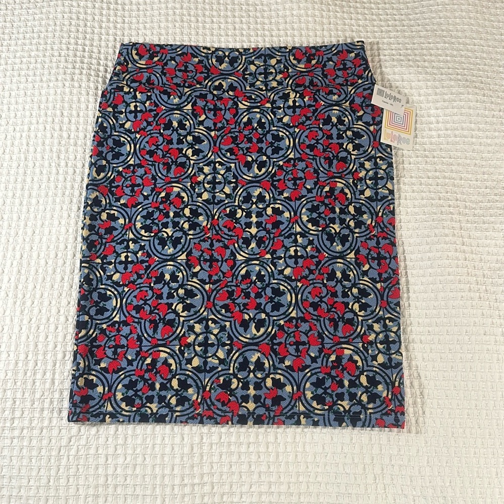 LuLaRoe Women’s Cassie Pencil Skirt/Size: 2XL / Color: Multi Floral Design (NWT)